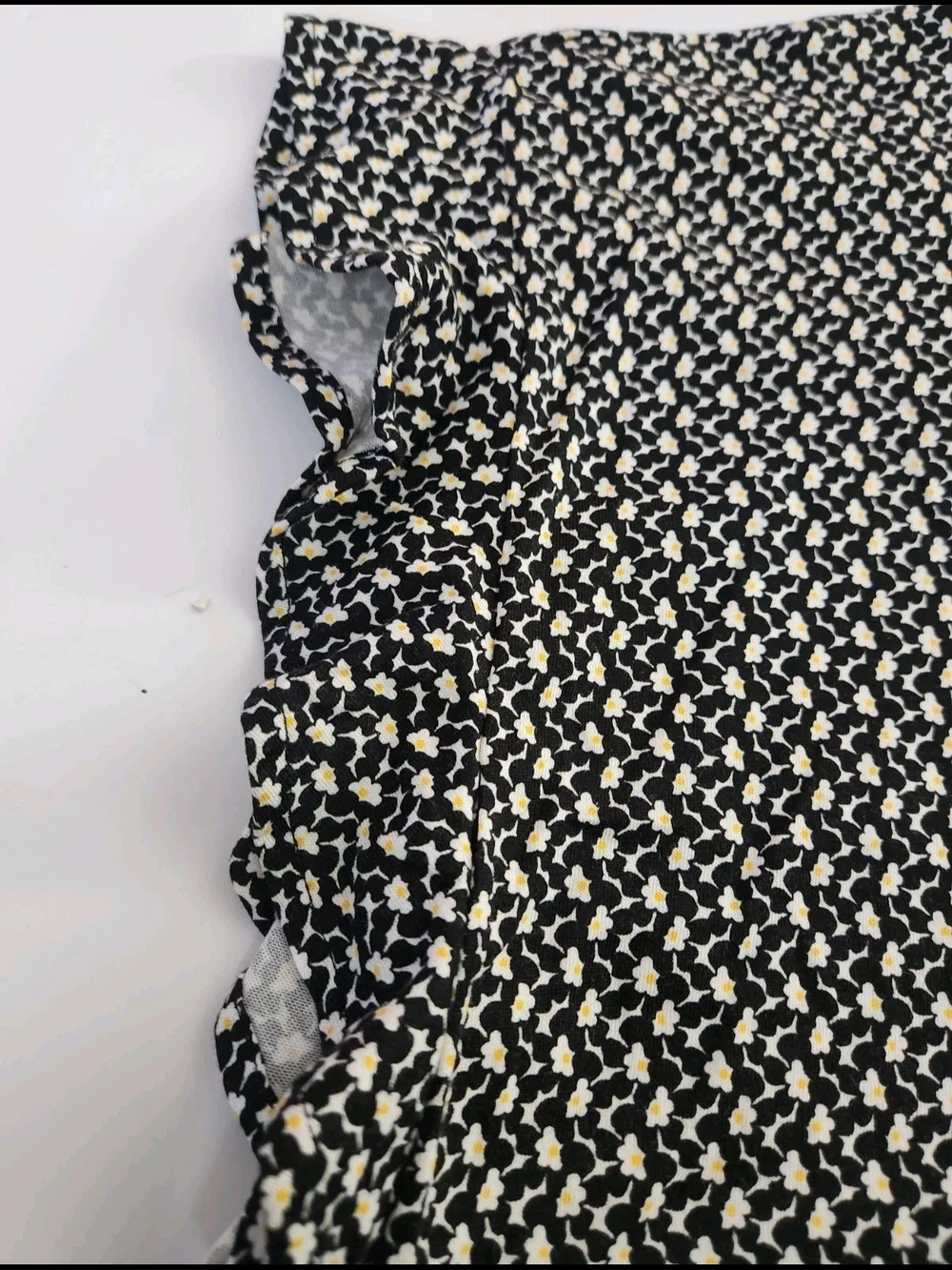 Michael Kors Women’s Black White Yellow Patterned Flutter Sleeve Top